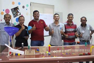Chain reaction team building activity indonesia