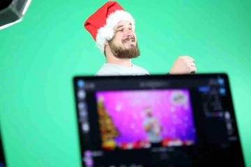 Blockbuster festive green screen