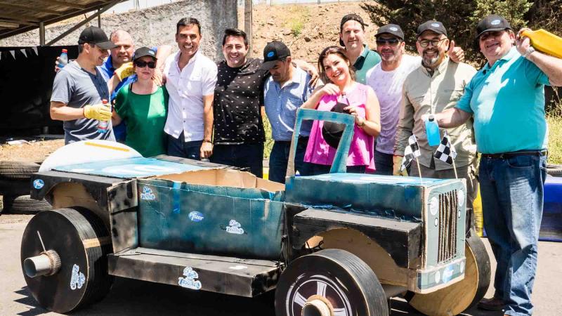 creative team building activity