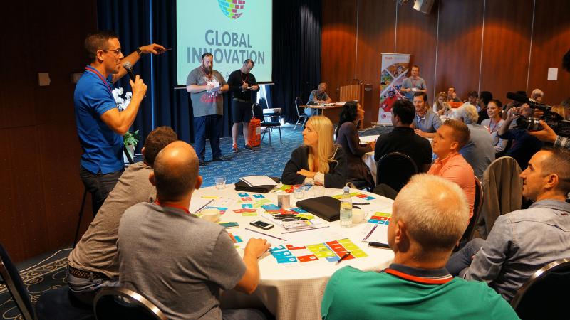 Global Innovation Game - Teams learn effective communication and innovation